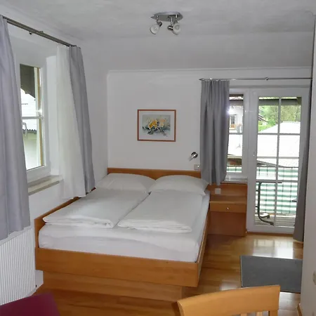 Haus Lungau Apartamento Fuschl am See