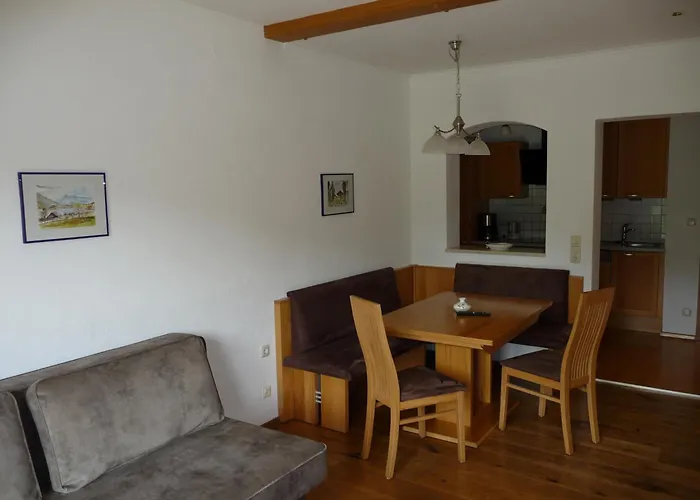 Haus Lungau 公寓